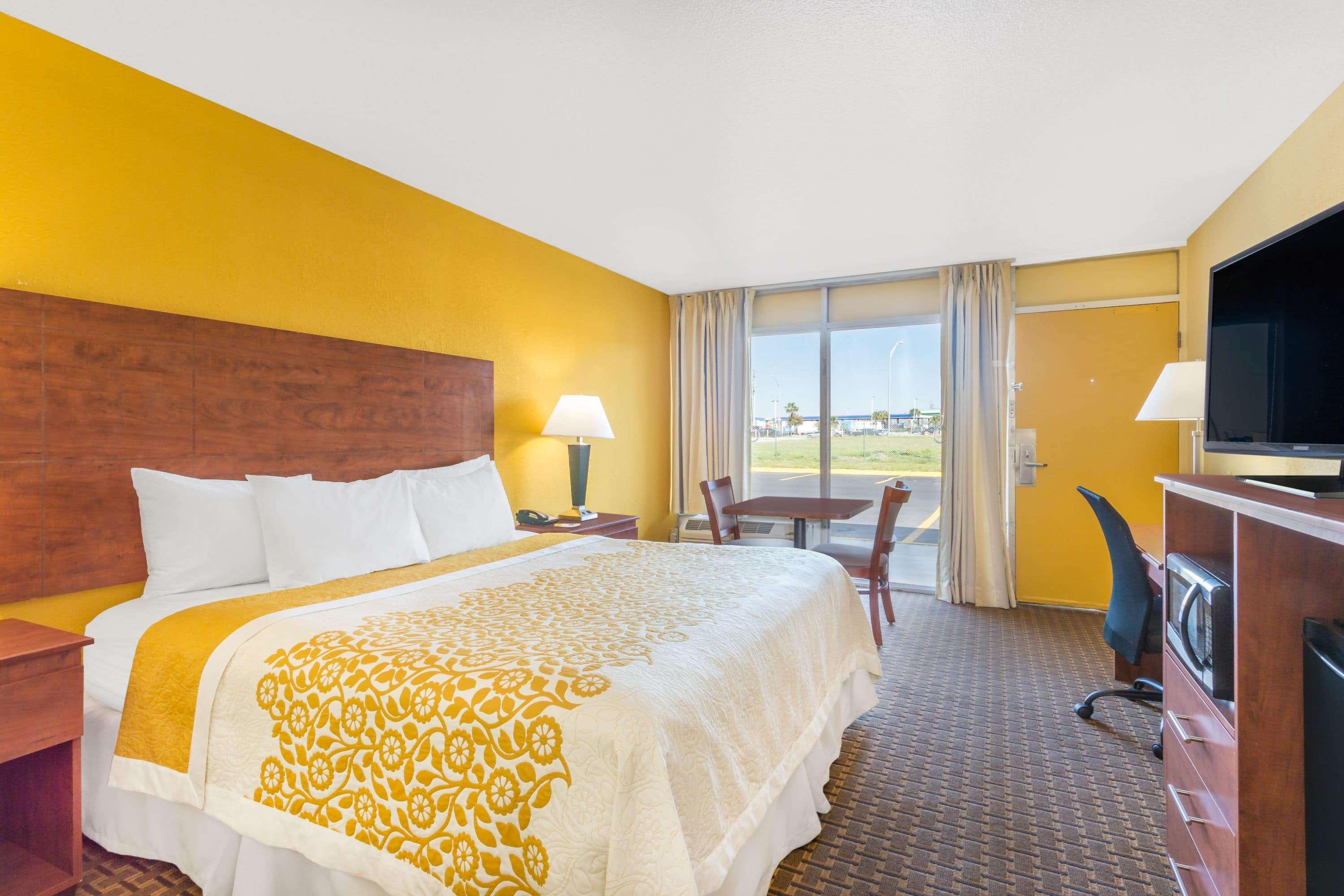 Days Inn By Wyndham Wildwood I-75 Εξωτερικό φωτογραφία