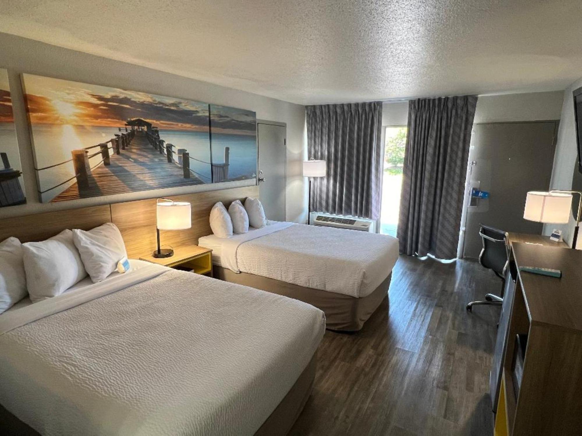 Days Inn By Wyndham Wildwood I-75 Εξωτερικό φωτογραφία