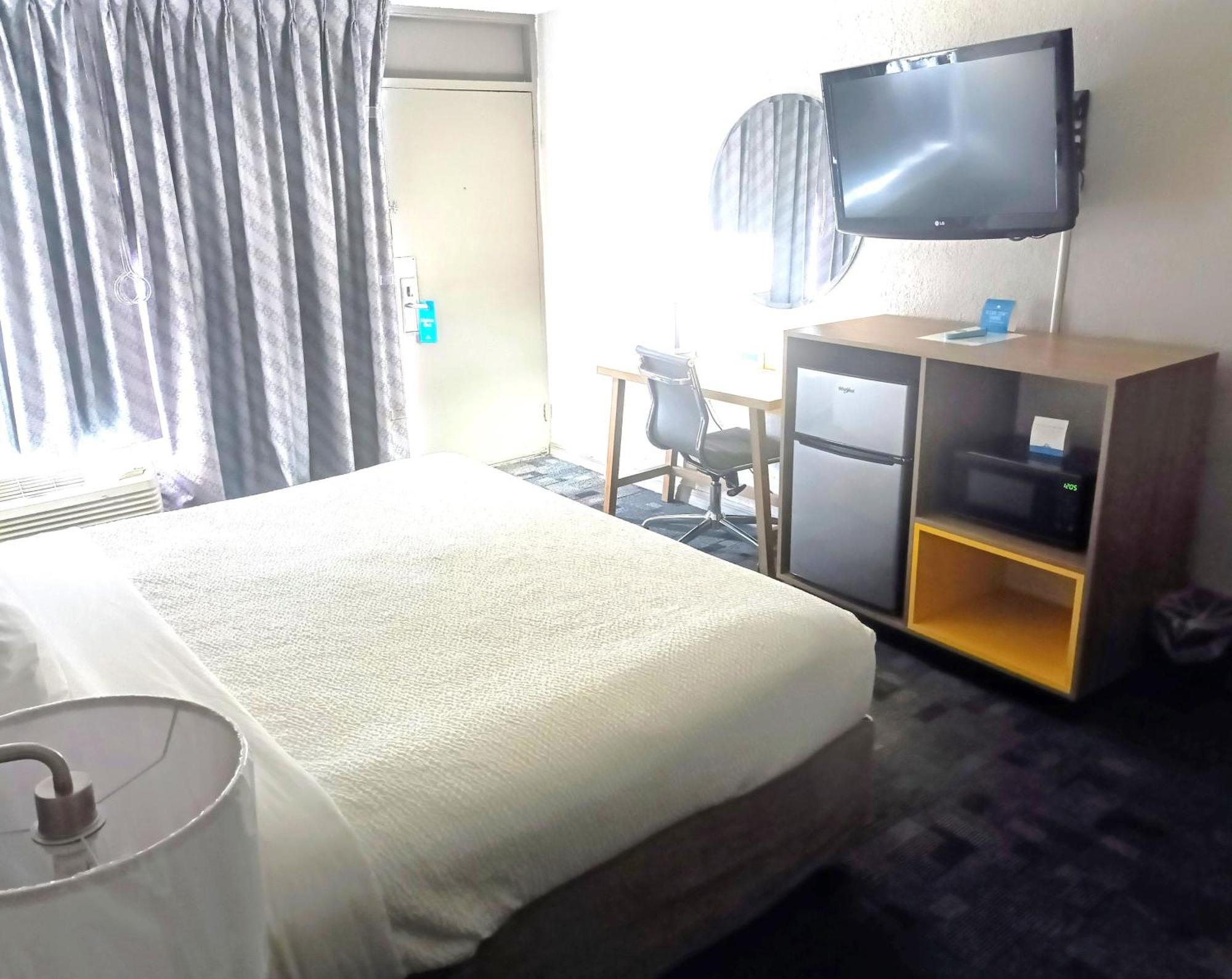 Days Inn By Wyndham Wildwood I-75 Εξωτερικό φωτογραφία
