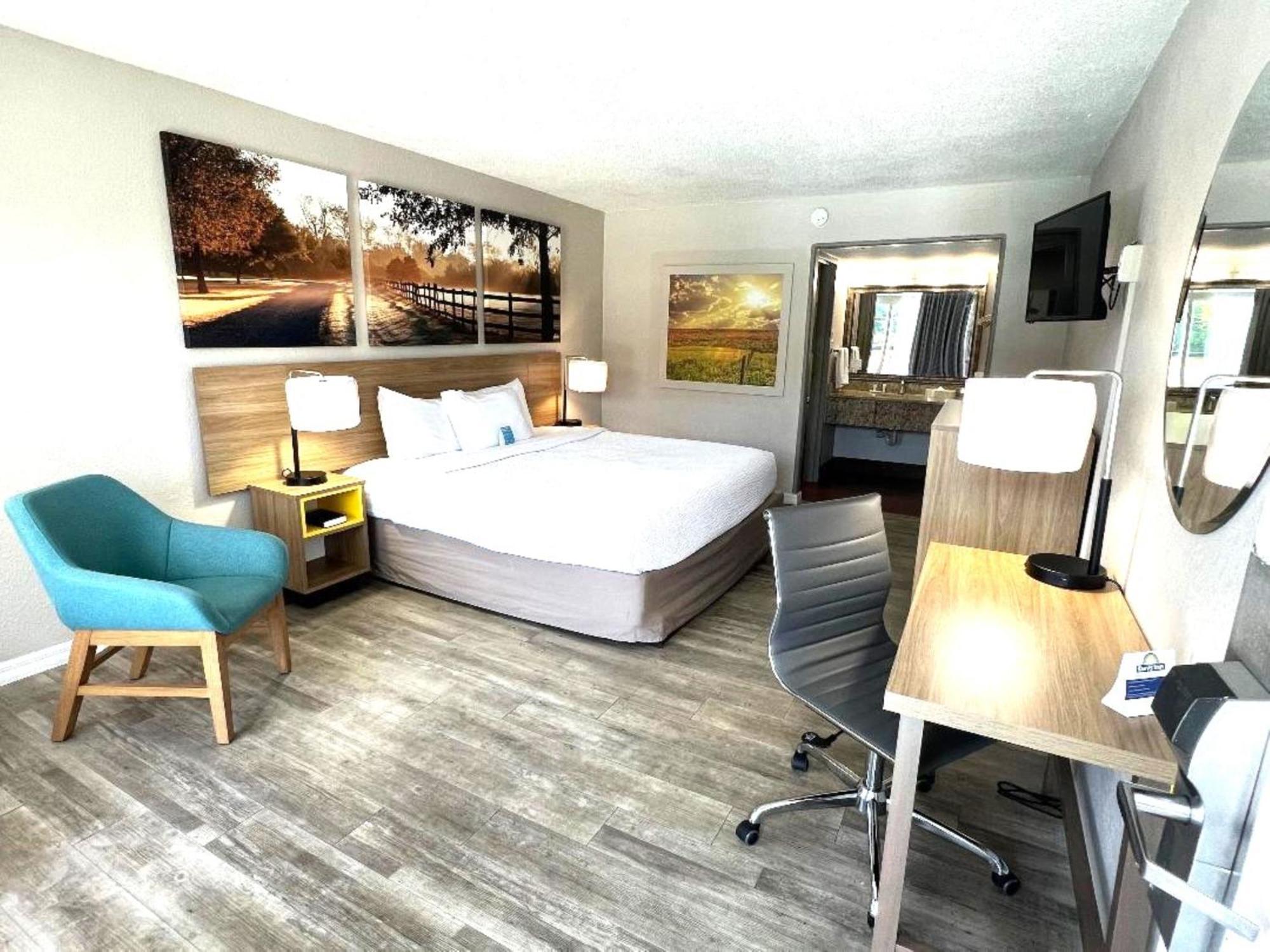 Days Inn By Wyndham Wildwood I-75 Εξωτερικό φωτογραφία
